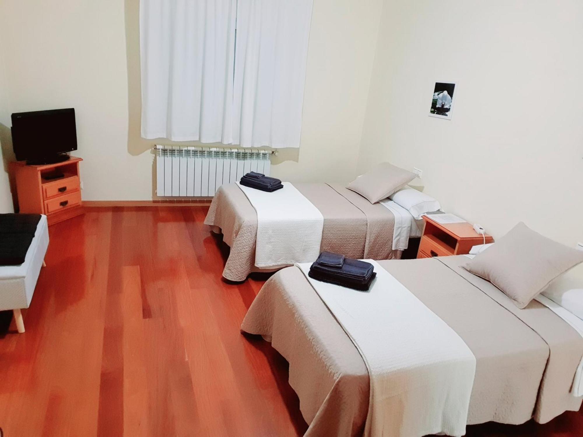 Estrella Do Camino Hotell Caldas De Reis Rom bilde